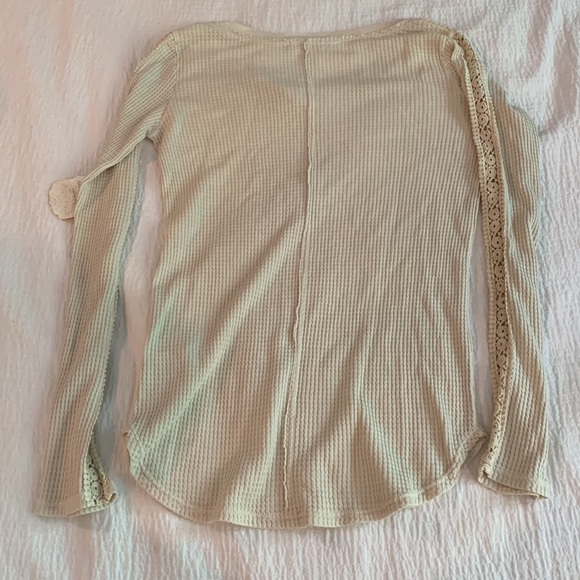 NWT Altar’d State knit Long sleeve notch neck - Picture 6 of 6